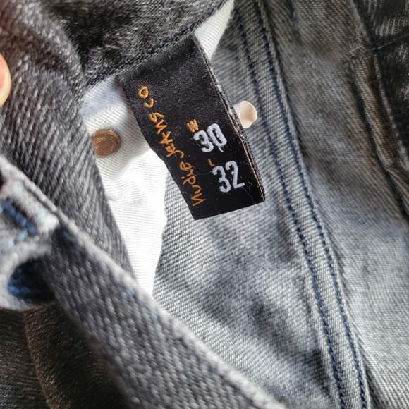 Nudie Black Distressed High-Waisted Cut Off Midi Jean Shorts with raw  hem - Picture 9 of 12